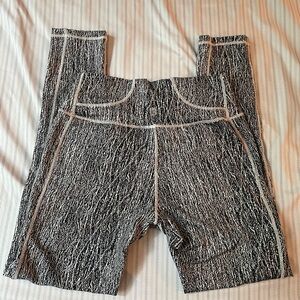 Buff bunny workout tights. New without tags. Size Large.